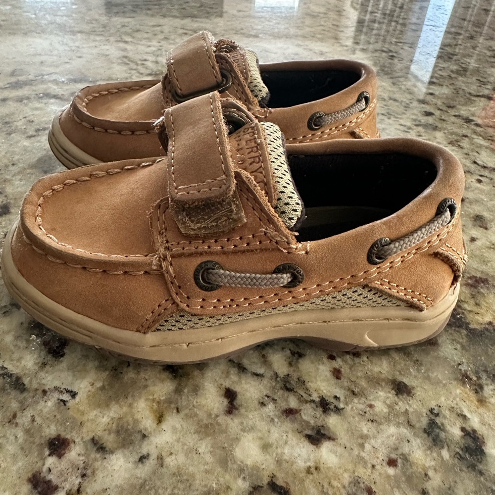 Toddler Tan Sperrys Size 5.5